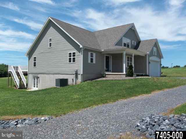 1499 Goldenville Road Gettysburg, PA 17325 - Photo 3 of 11 Gallery Image 3