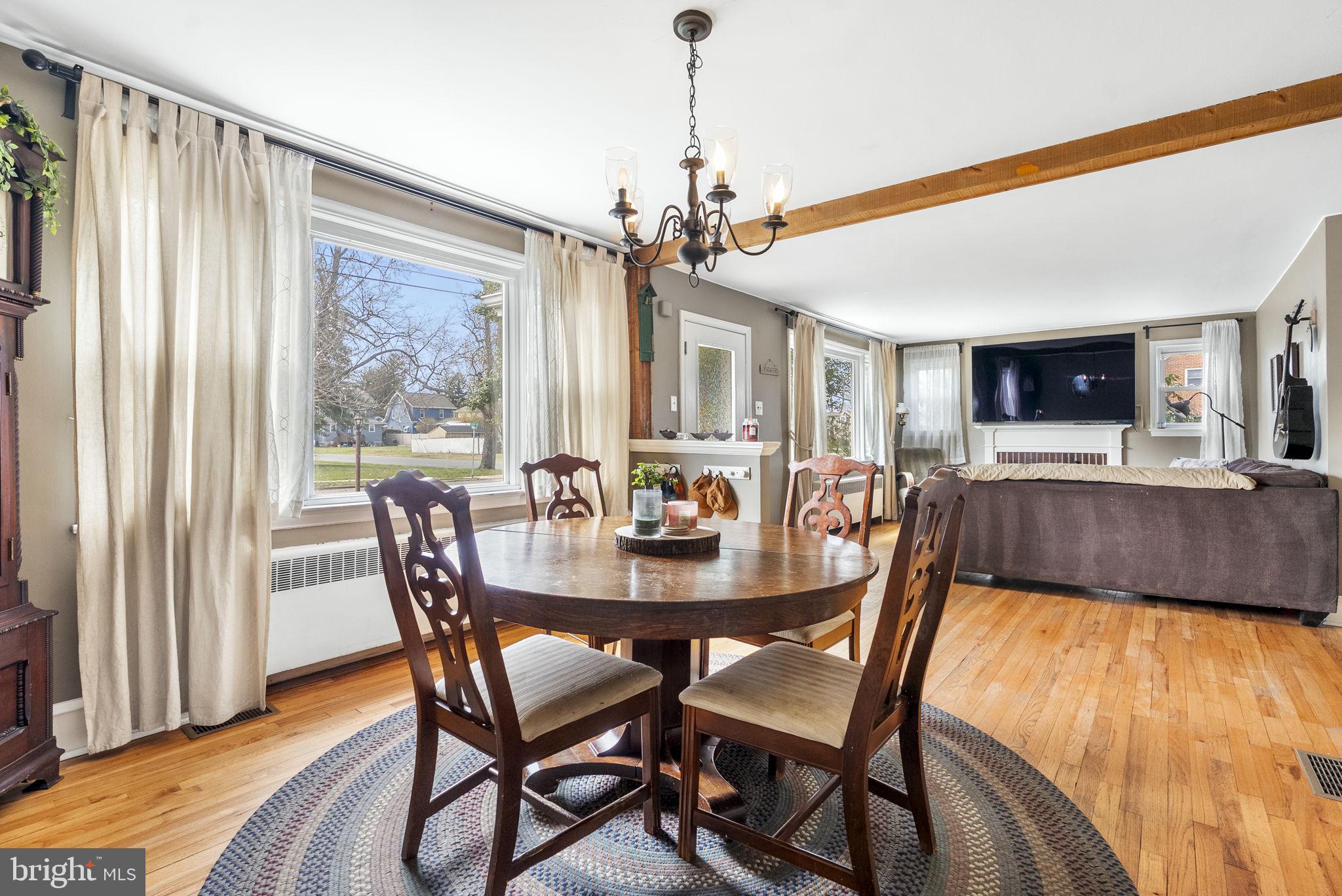 300 Lilac Lane Delanco, NJ 08075 - Photo 14 of 54 Dining/Living