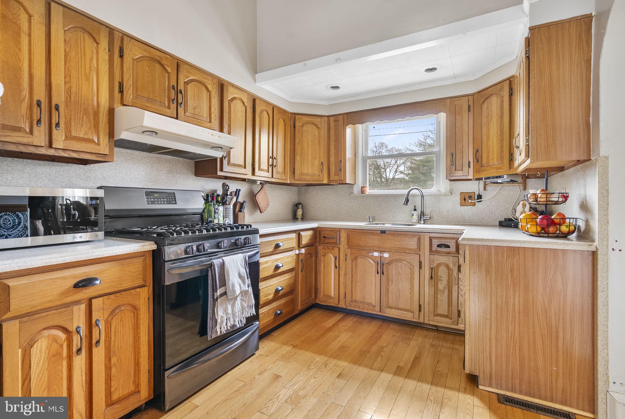 300 Lilac Lane Delanco, NJ 08075 - Photo 16 of 54 Kitchen