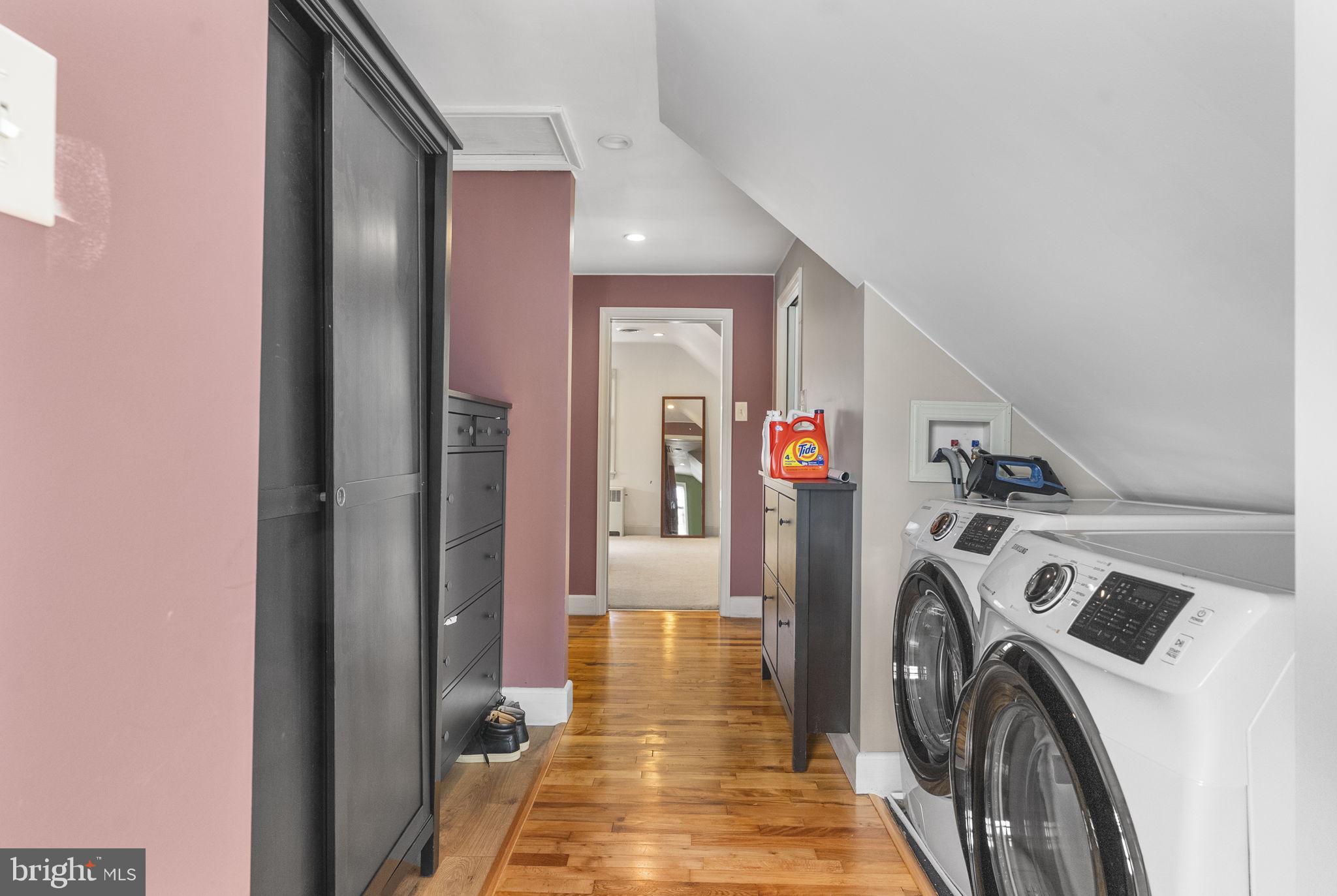 300 Lilac Lane Delanco, NJ 08075 - Photo 31 of 54 2nd Floor Laundry