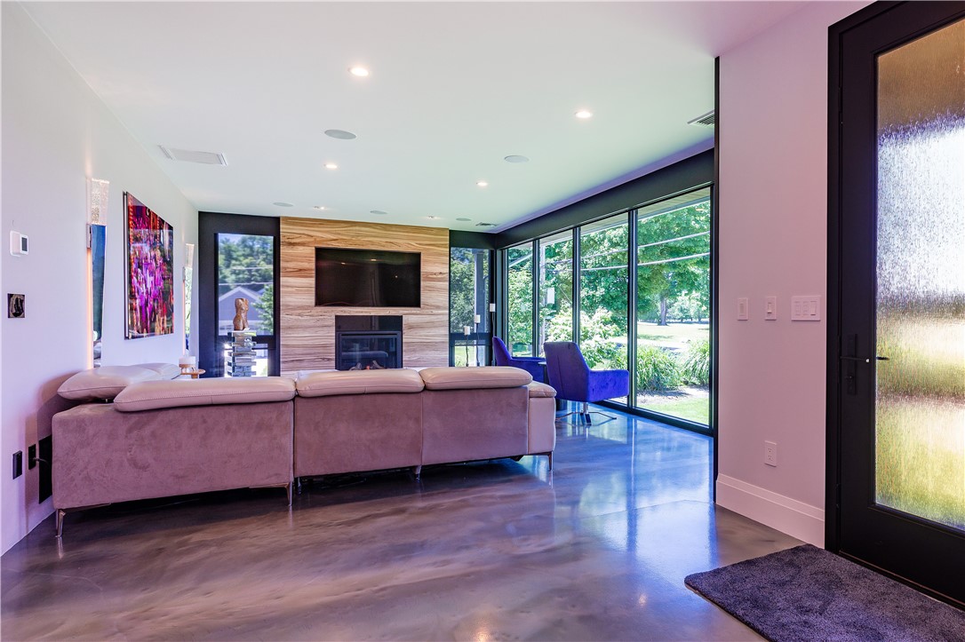 480 Ives Road Warwick, RI 02818 - Photo 15 of 49