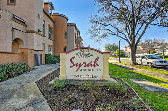 $390,000 | 5350 Dunlay Drive, Unit 2716, Sacramento, CA 95835
