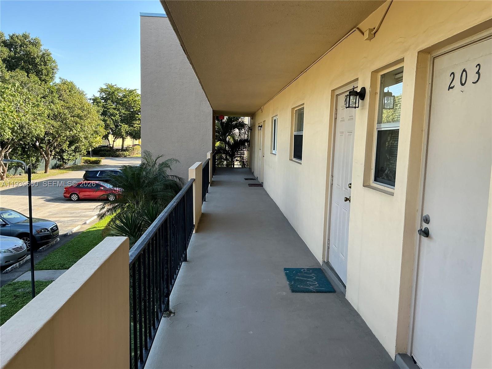 200 Ashbury Road, Unit 203 Hollywood, FL 33024 - Photo 6 of 44