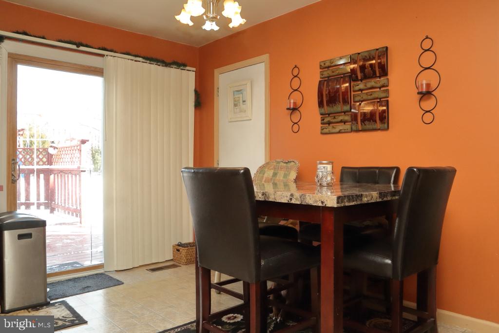 413 Groffdale Road Quarryville, PA 17566 - Photo 3 of 11 Gallery Image 3