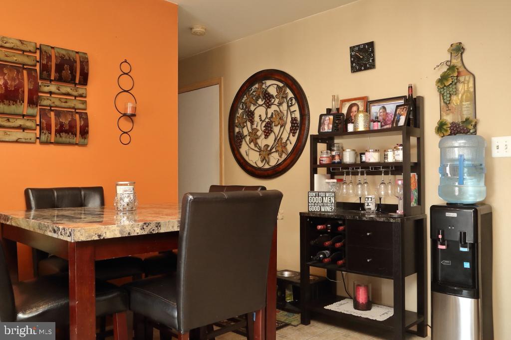 413 Groffdale Road Quarryville, PA 17566 - Photo 4 of 11 Gallery Image 4