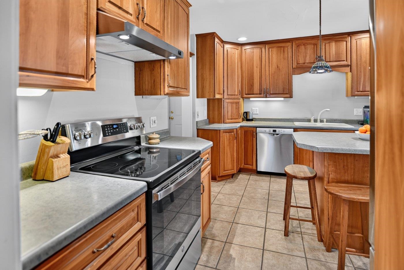 560 Toepfer Avenue Madison, WI 53711 - Photo 9 of 44