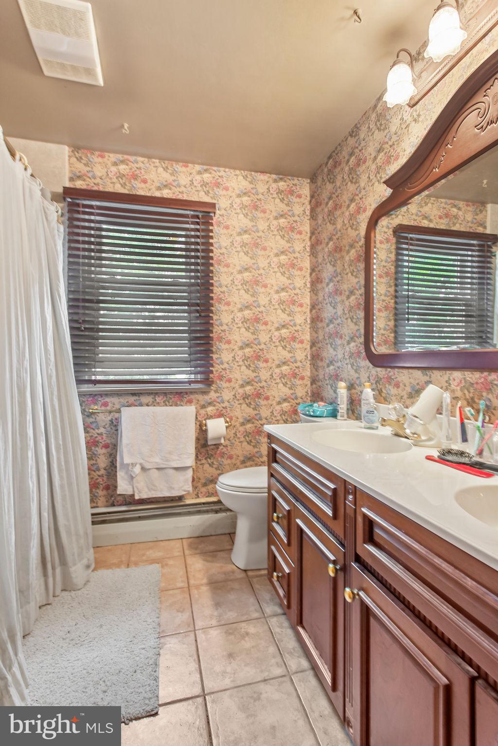 4127 Old Orchard Road York, PA 17402 - Photo 17 of 32 Gallery Image 17