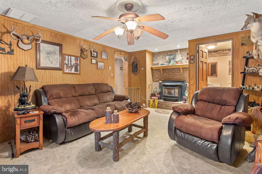 4127 Old Orchard Road York, PA 17402 - Photo 20 of 32 Gallery Image 20