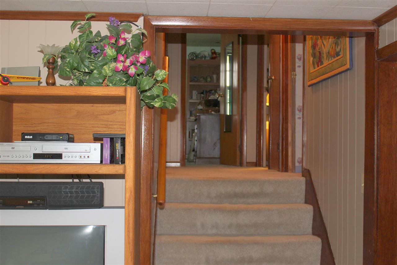 12211 Bluffton Road Fort Wayne, IN 46809 - Photo 7 of 20