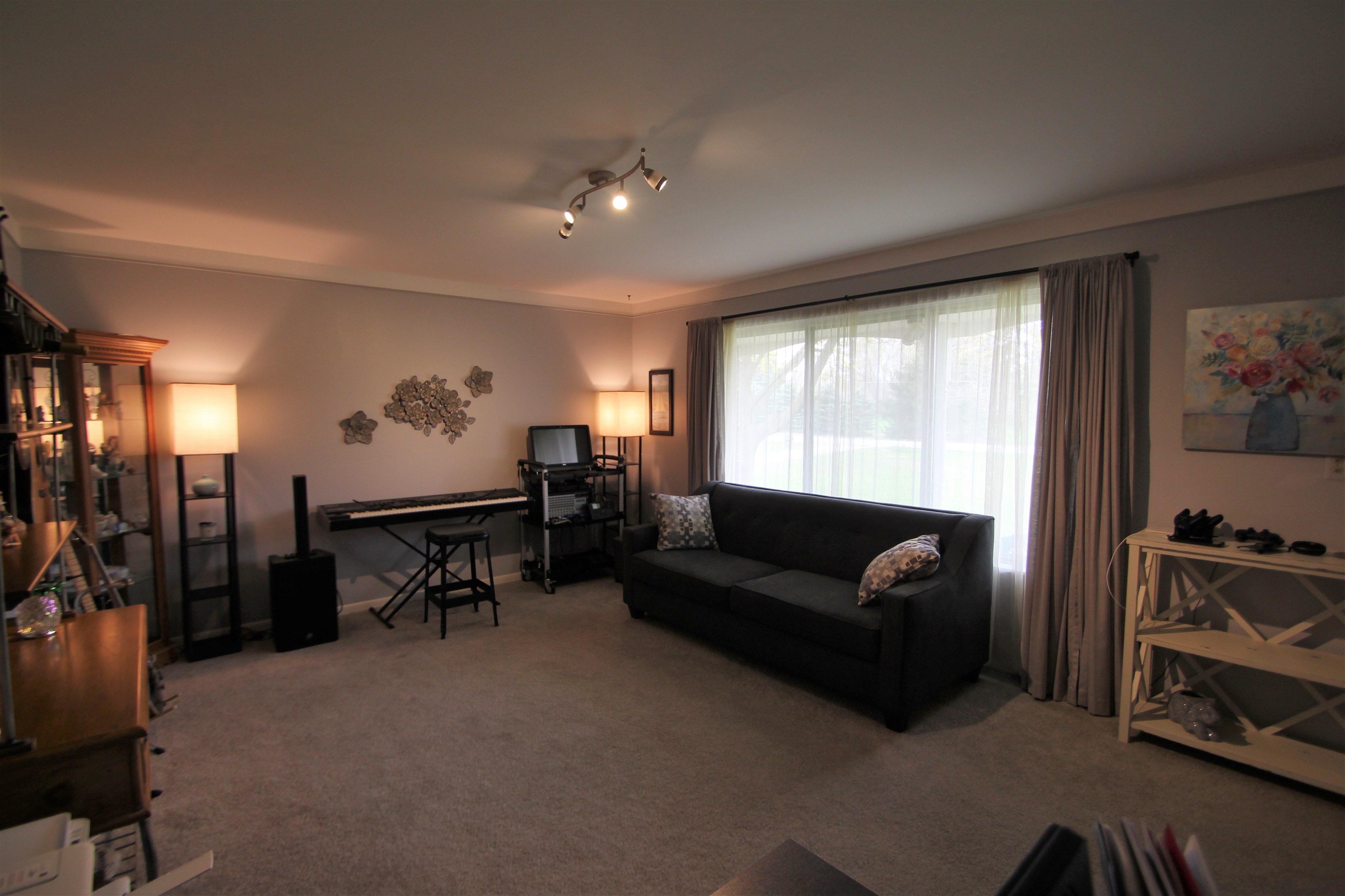 3137 North Mill Road Dryden, MI 48428 - Photo 9 of 46 50106978-8.JPG