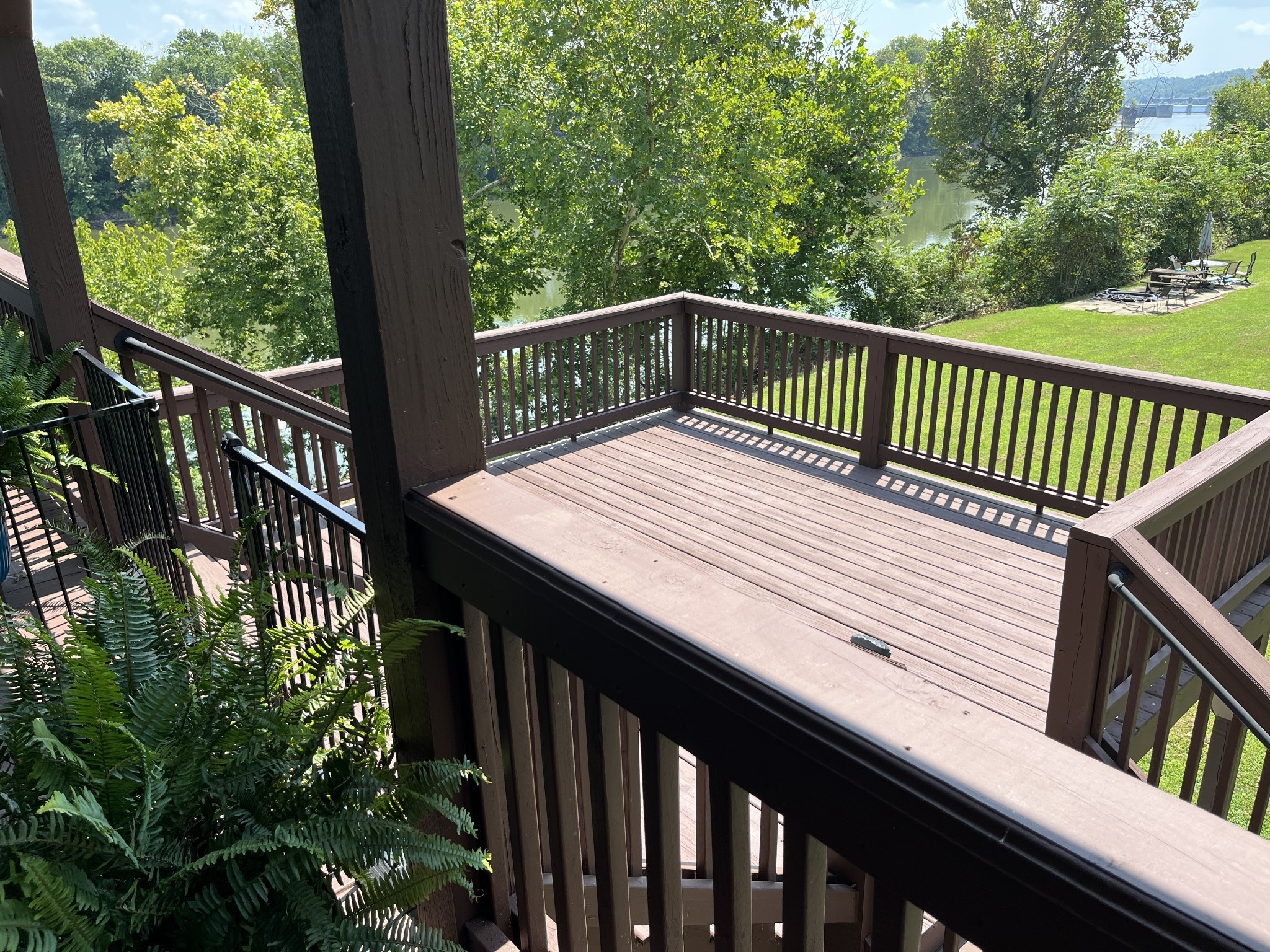 950 Sauger Road Charlotte, TN 37036 - Photo 38 of 46 a view of balcony with wooden floor and fence