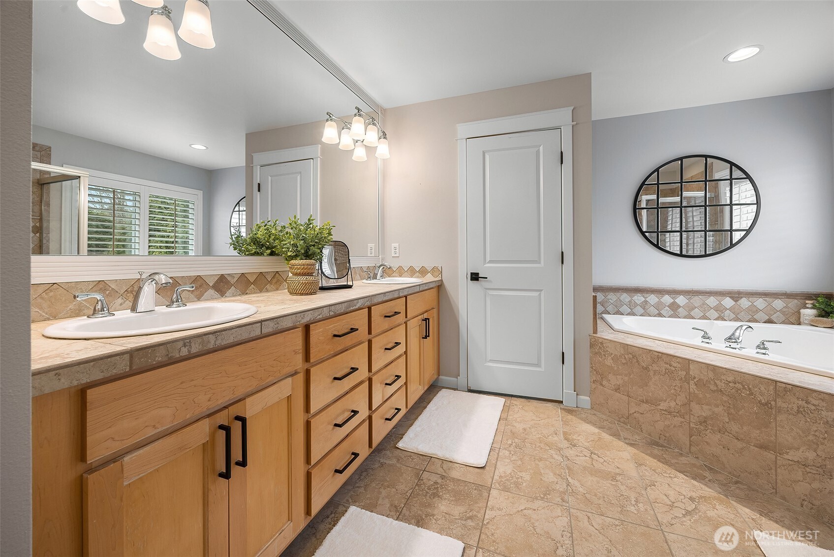 21921 40th Avenue Southeast Bothell, WA 98021 - Photo 22 of 35