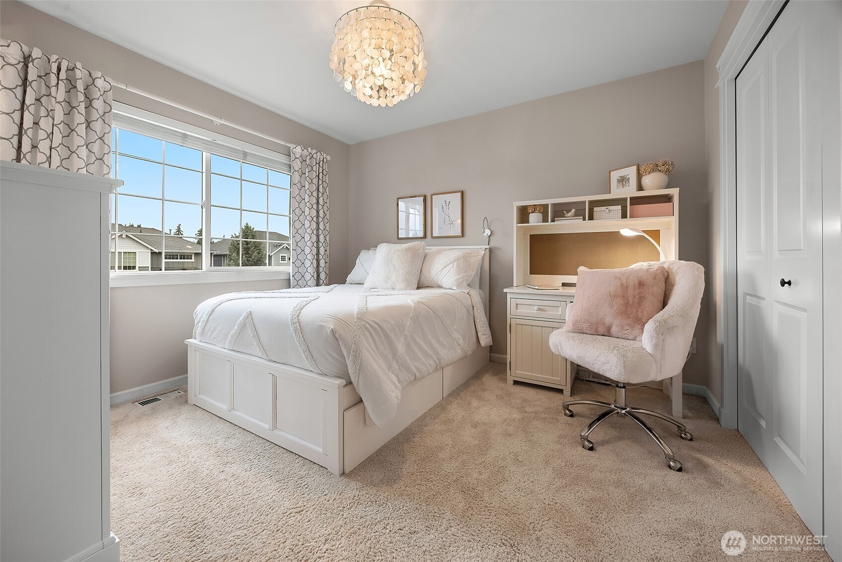 21921 40th Avenue Southeast Bothell, WA 98021 - Photo 25 of 35