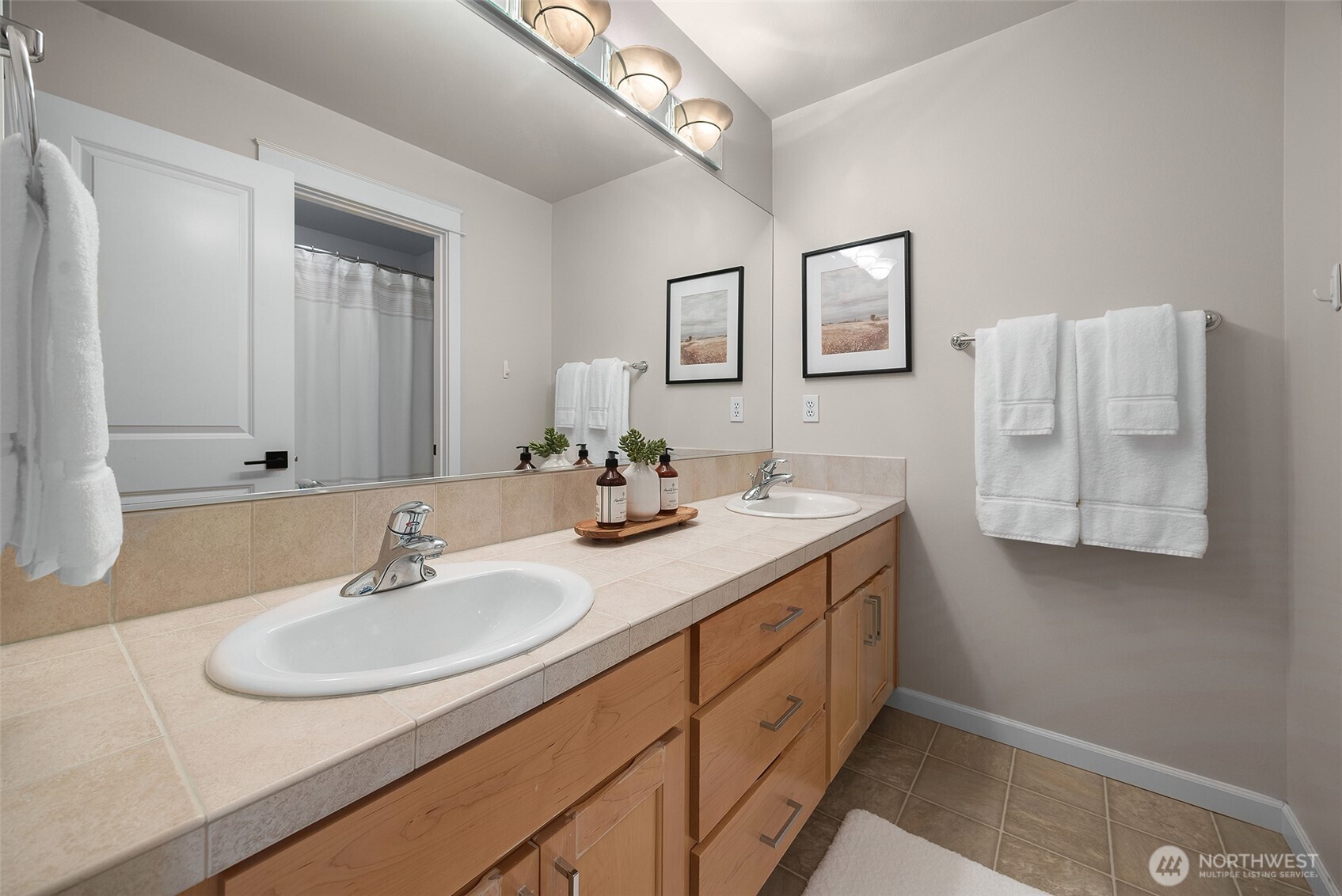 21921 40th Avenue Southeast Bothell, WA 98021 - Photo 27 of 35