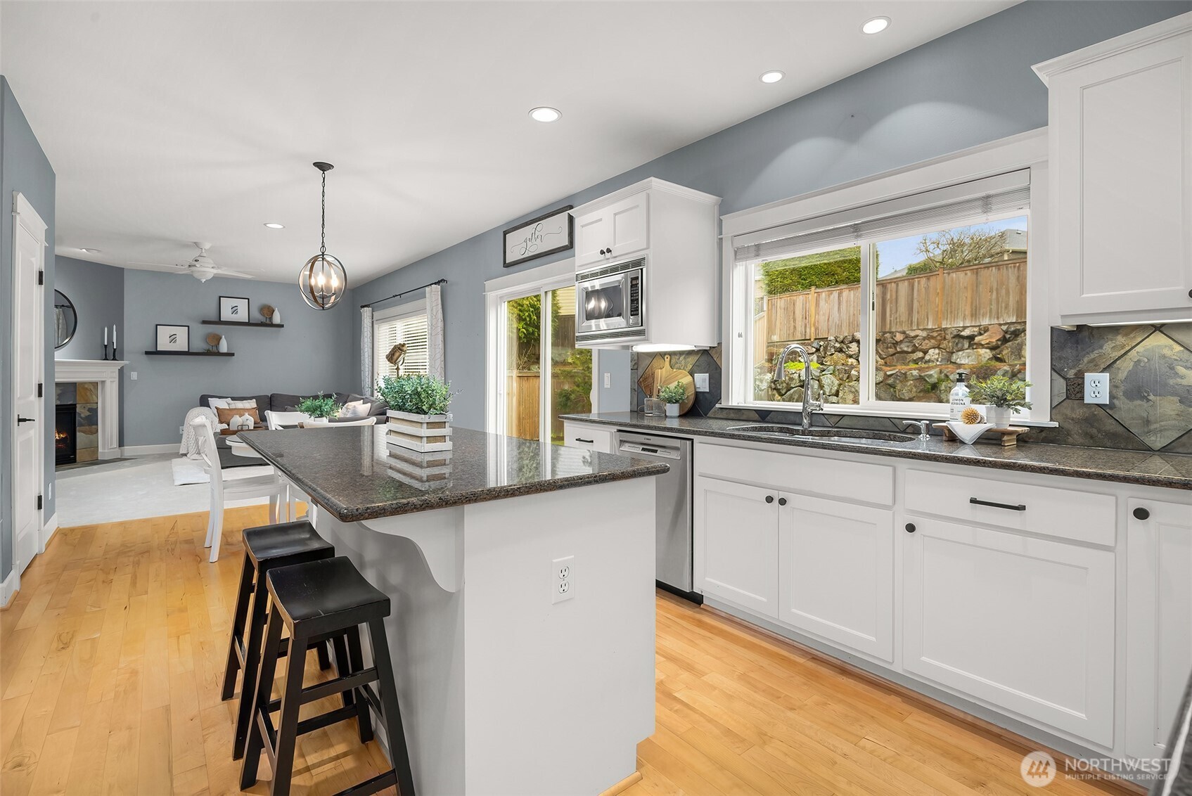 21921 40th Avenue Southeast Bothell, WA 98021 - Photo 8 of 35