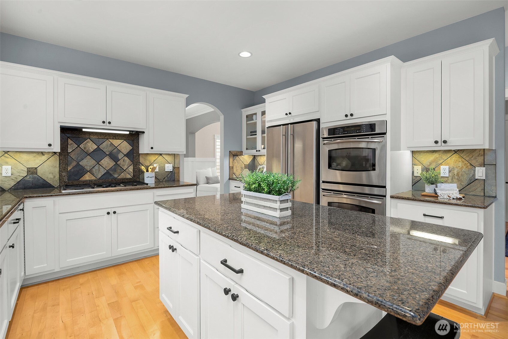 21921 40th Avenue Southeast Bothell, WA 98021 - Photo 10 of 35