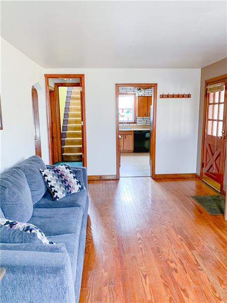 7812 Tyler Road Verona, PA 15147 - Photo 3 of 19 Gallery Image 3