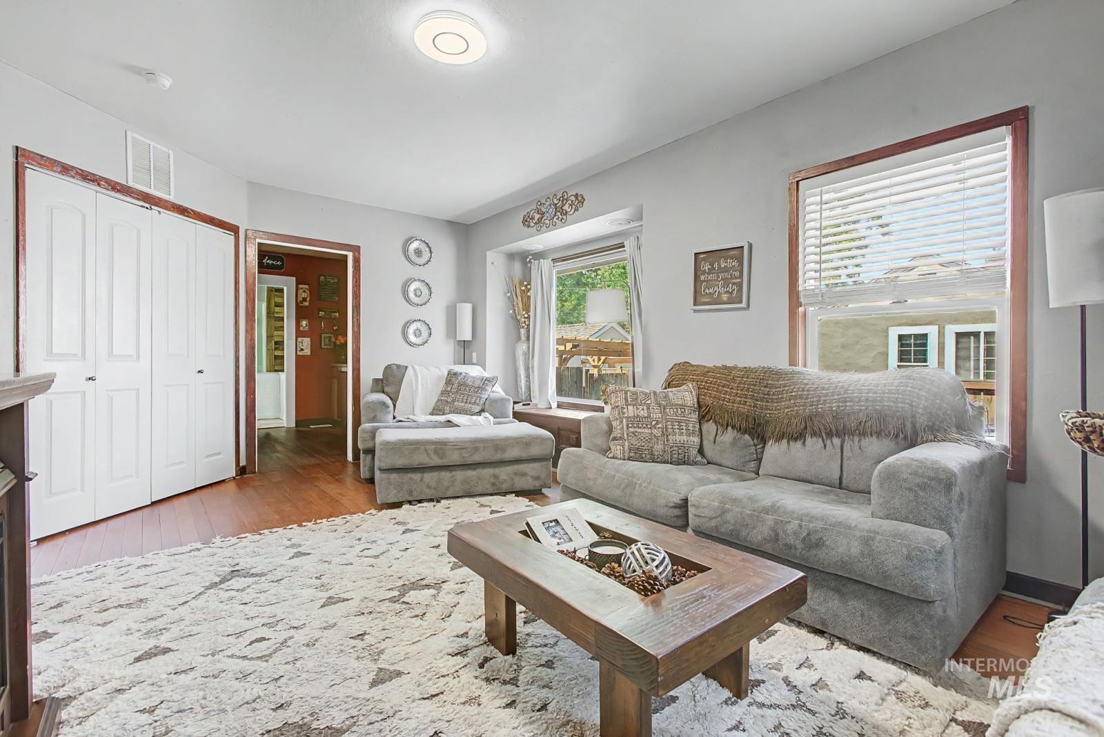 832 11th Street Clarkston, WA 99403 - Photo 4 of 45