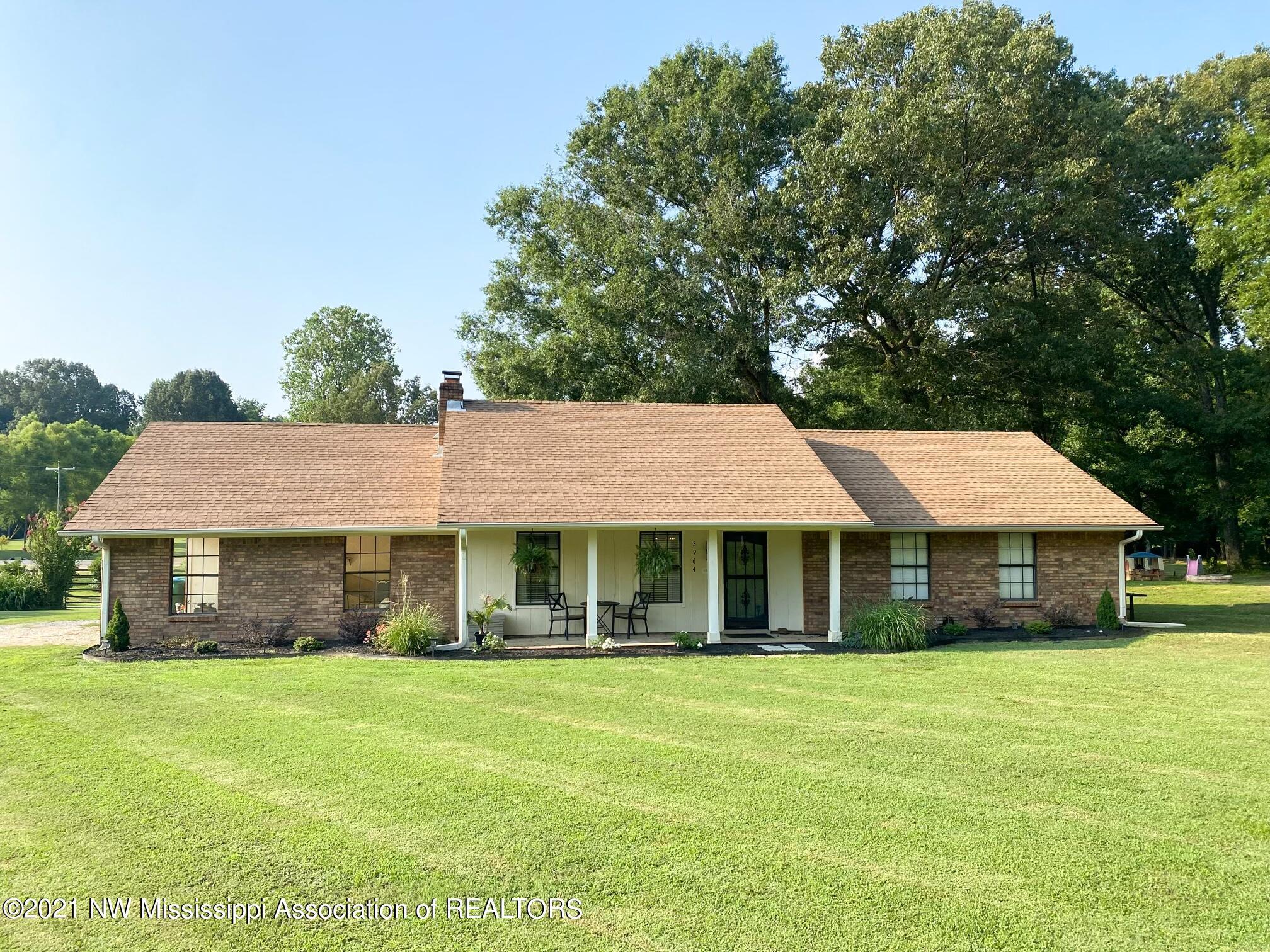 2964 Laverne Road Nesbit, MS 38651 - Photo 1 of 25 AD2F107D-6B81-4C5A-9CA7-15132A41E0E0