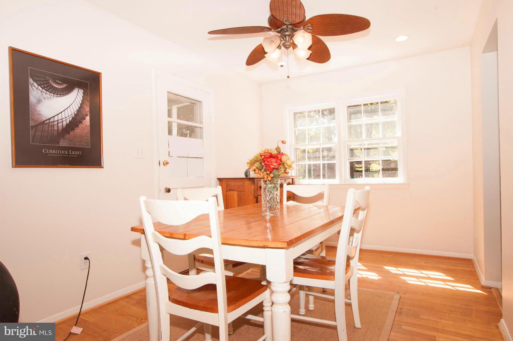 2403 Londonderry Road Alexandria, VA 22308 - Photo 11 of 30 Dining Room