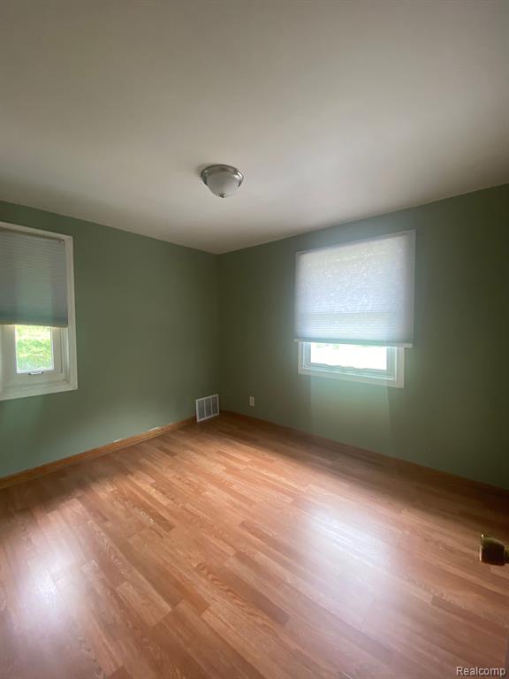 9101 Rutherford Street Detroit, MI 48228 - Photo 15 of 41