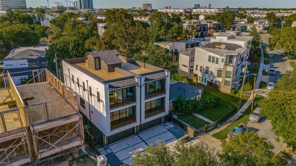 4525 Weldon Street Dallas, TX 75204 - Photo 35 of 40 an aerial view of a house with a garden