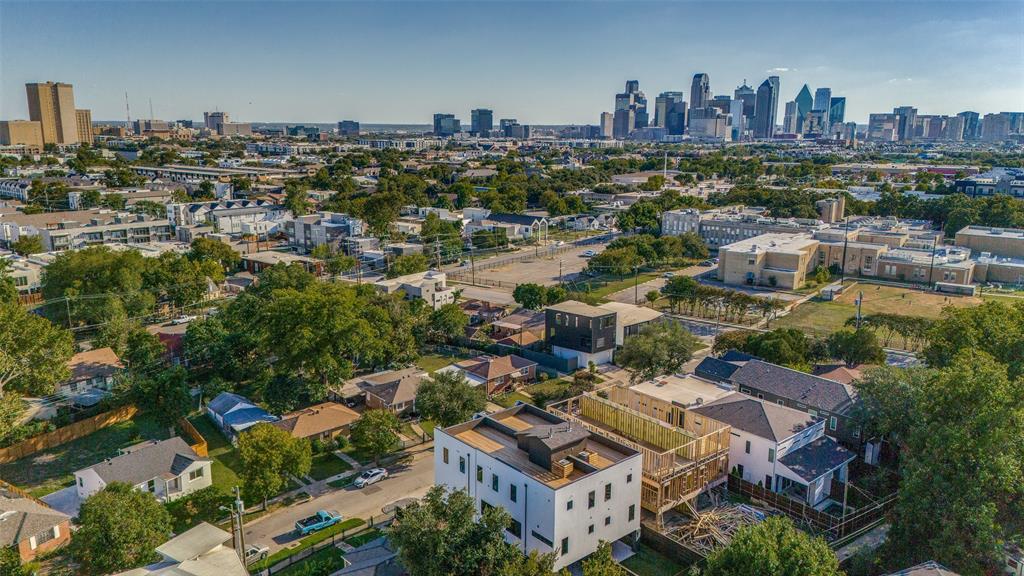4525 Weldon Street Dallas, TX 75204 - Photo 37 of 40 a view of a city
