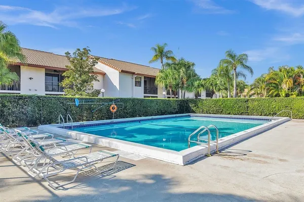 $2,250 | 22017 Palms Way, Unit 202, Boca Raton, FL 33433