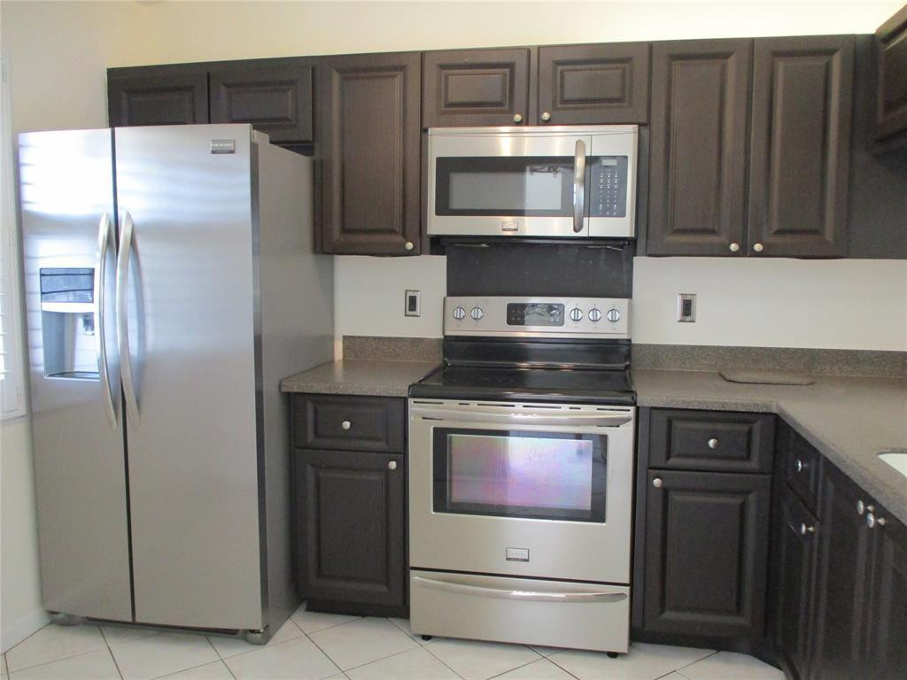 22017 Palms Way, Unit 202 Boca Raton, FL 33433 - Photo 5 of 21 Photo 5