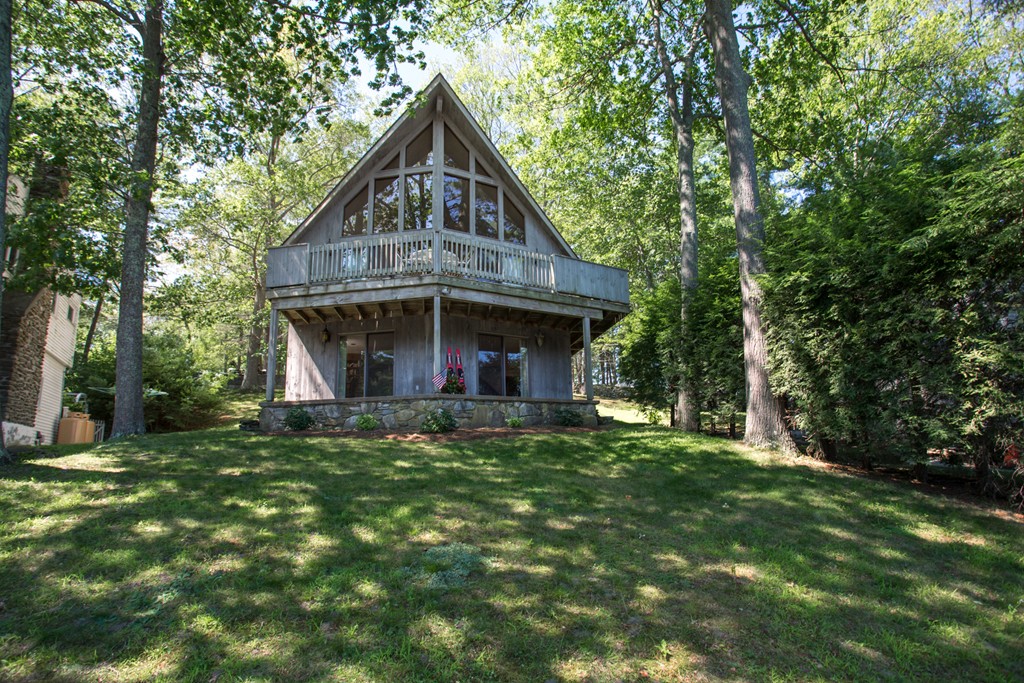 32 West Point Road Webster, MA 01570 - Photo 4 of 30 Gallery Image 4