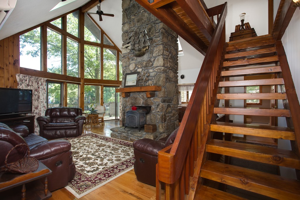 32 West Point Road Webster, MA 01570 - Photo 10 of 30 Gallery Image 10
