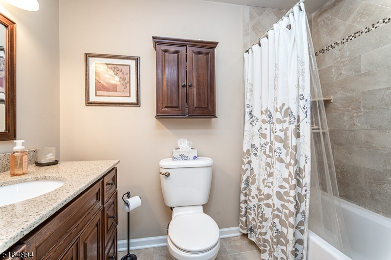245 Crabtree Court Basking Ridge, NJ 07920 - Photo 15 of 21