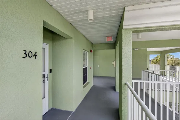 $179,900 | 2020 Willow Hammock Circle, Unit 304, Punta Gorda, FL 33983