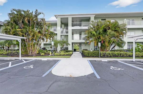 $179,900 | 2020 Willow Hammock Circle, Unit 304, Punta Gorda, FL 33983