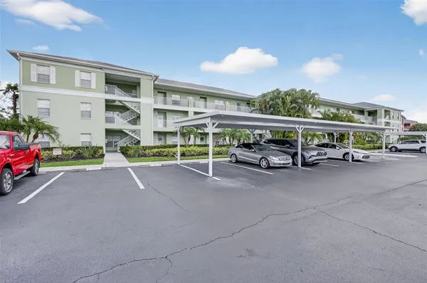 $179,900 | 2020 Willow Hammock Circle, Unit 304, Punta Gorda, FL 33983