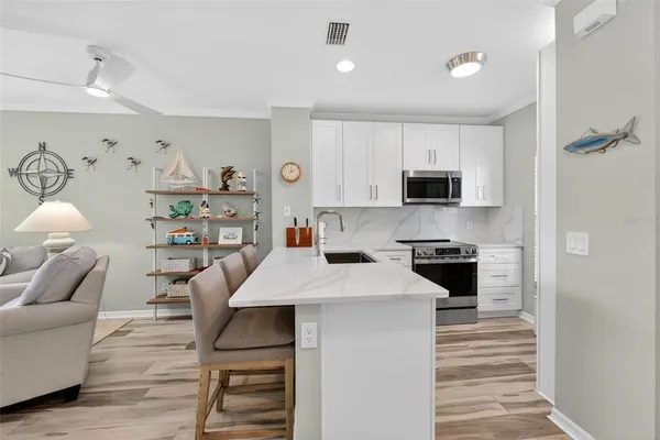 $179,900 | 2020 Willow Hammock Circle, Unit 304, Punta Gorda, FL 33983