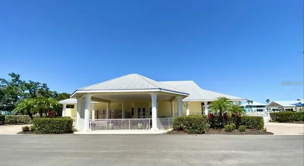 $179,900 | 2020 Willow Hammock Circle, Unit 304, Punta Gorda, FL 33983