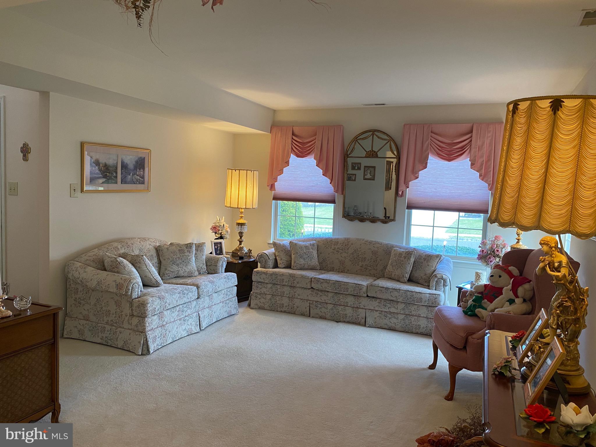 79 Springcress Drive Delran, NJ 08075 - Photo 4 of 53 Gallery Image 4