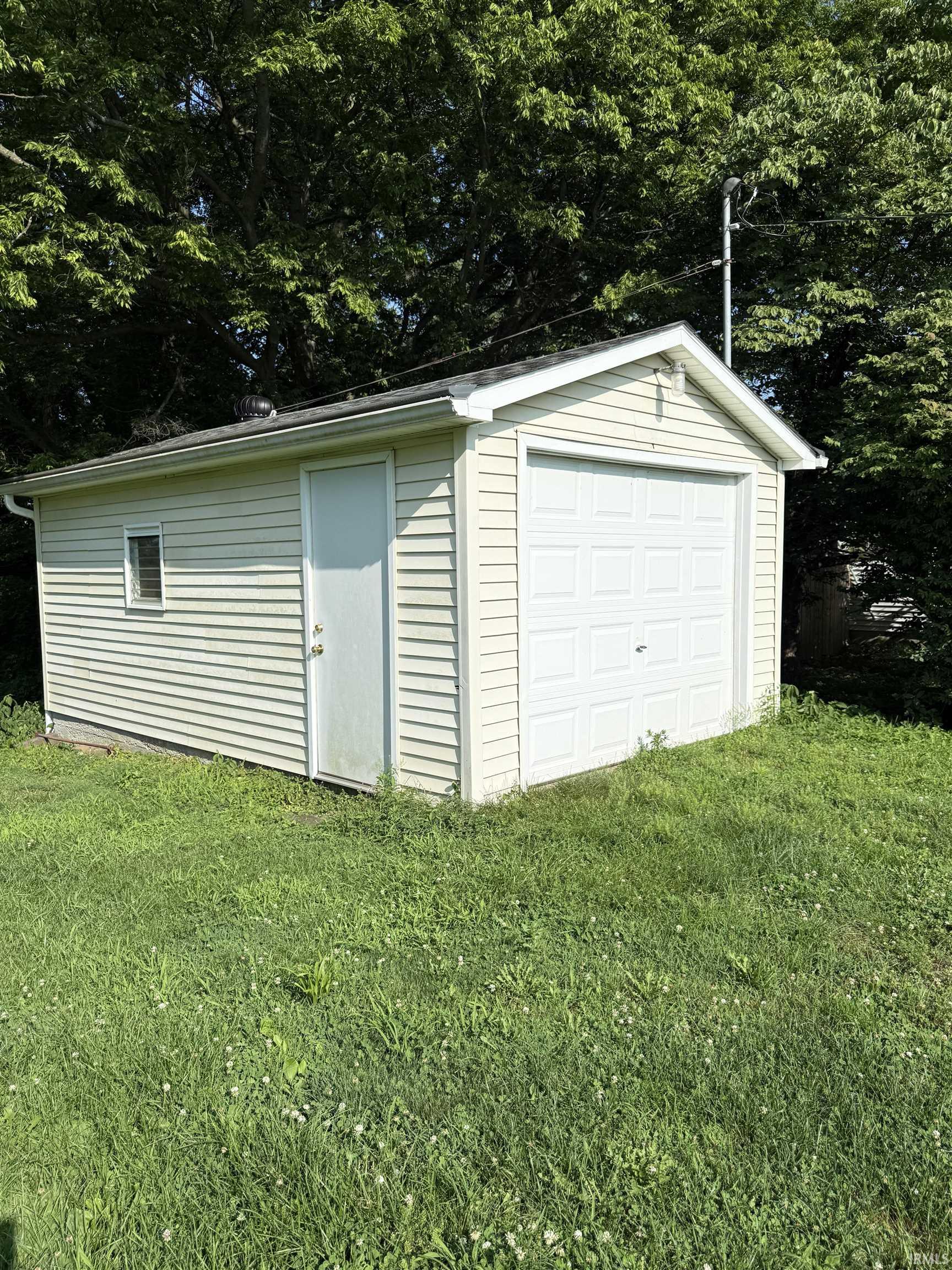7922 Yankeetown Road Newburgh, IN 47630 - Photo 4 of 15 Gallery Image 4