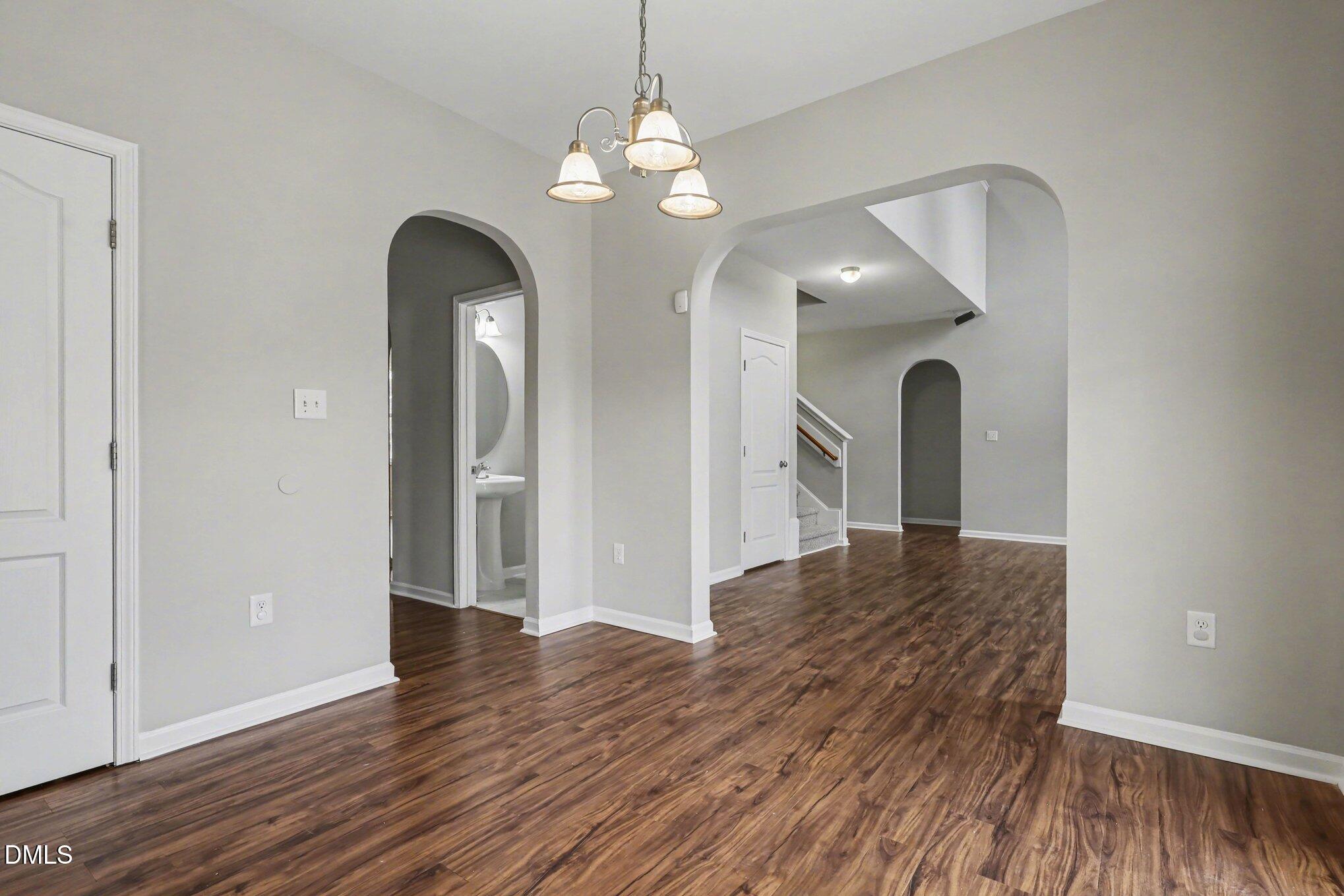 726 Sun Road Aberdeen, NC 28315 - Photo 12 of 40 012_file_6745