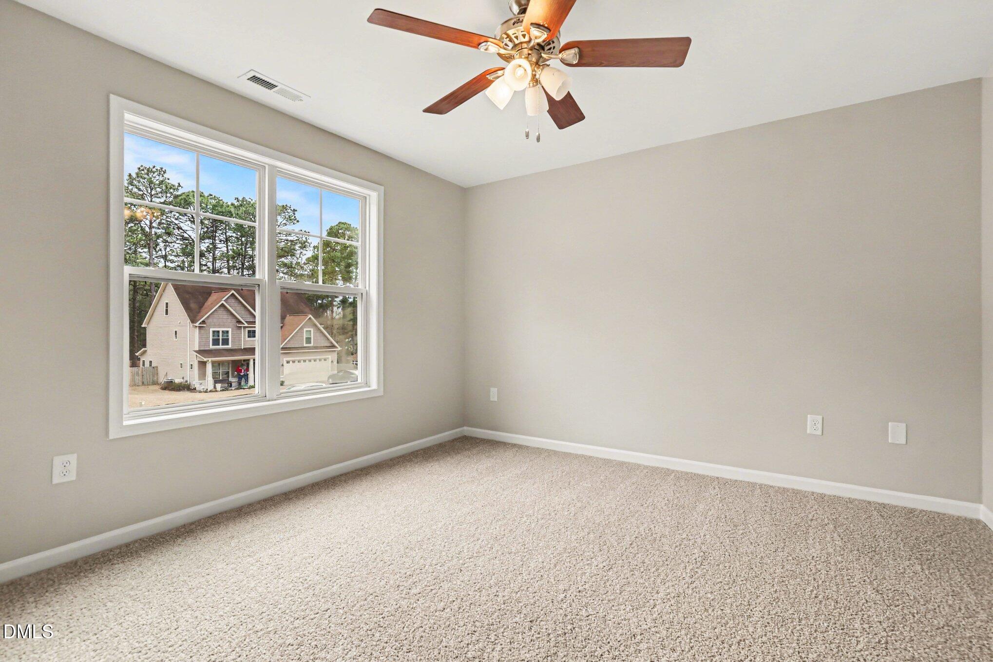 726 Sun Road Aberdeen, NC 28315 - Photo 25 of 40 025_file_3417