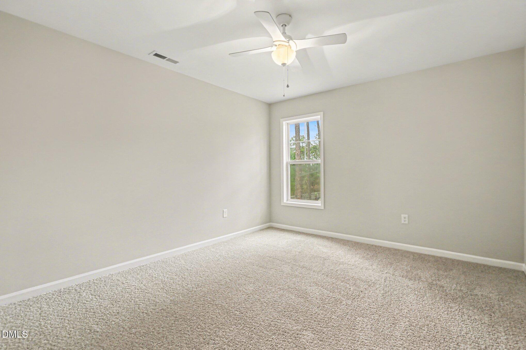 726 Sun Road Aberdeen, NC 28315 - Photo 35 of 40 035_file_4187