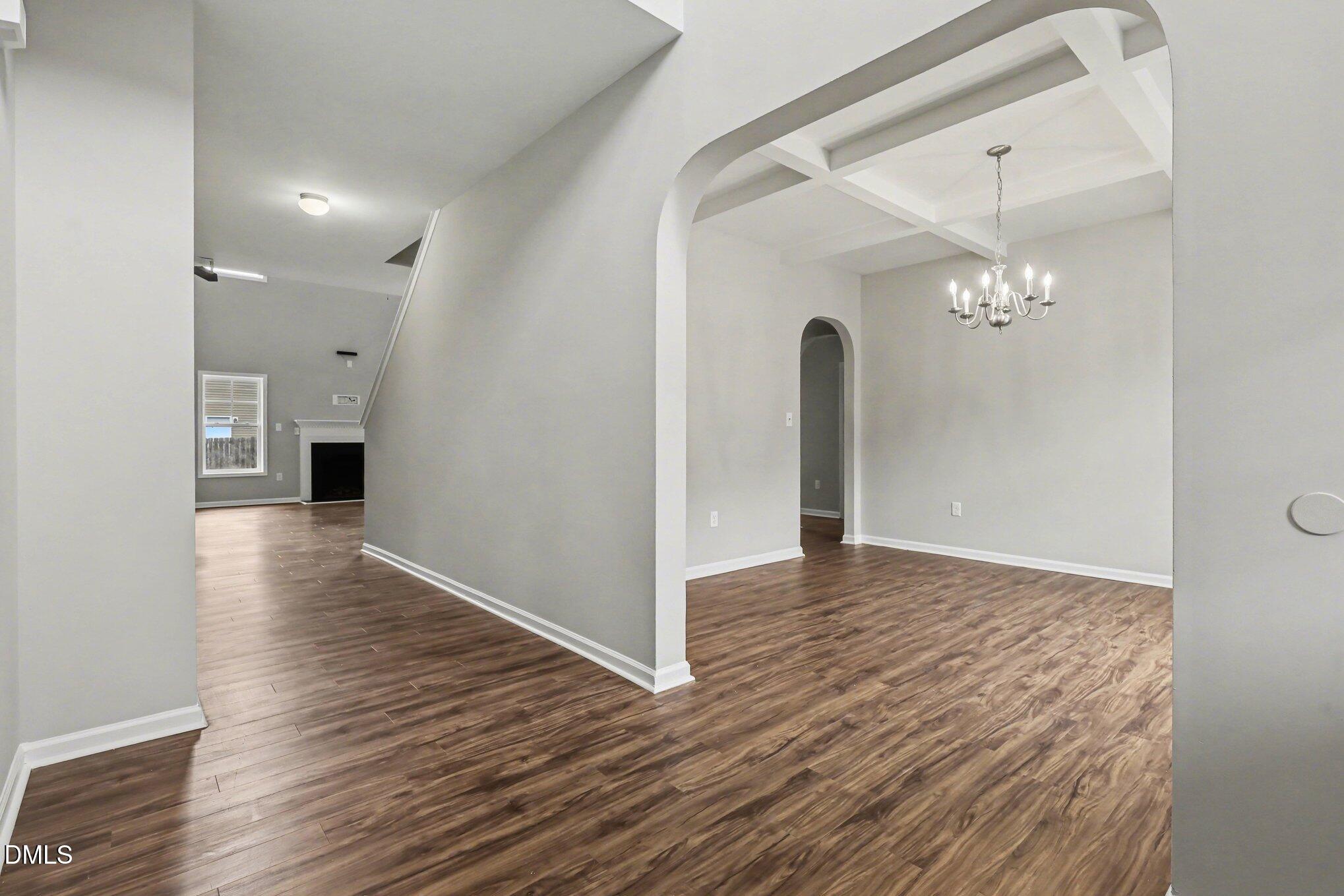 726 Sun Road Aberdeen, NC 28315 - Photo 5 of 40 005_file_7025