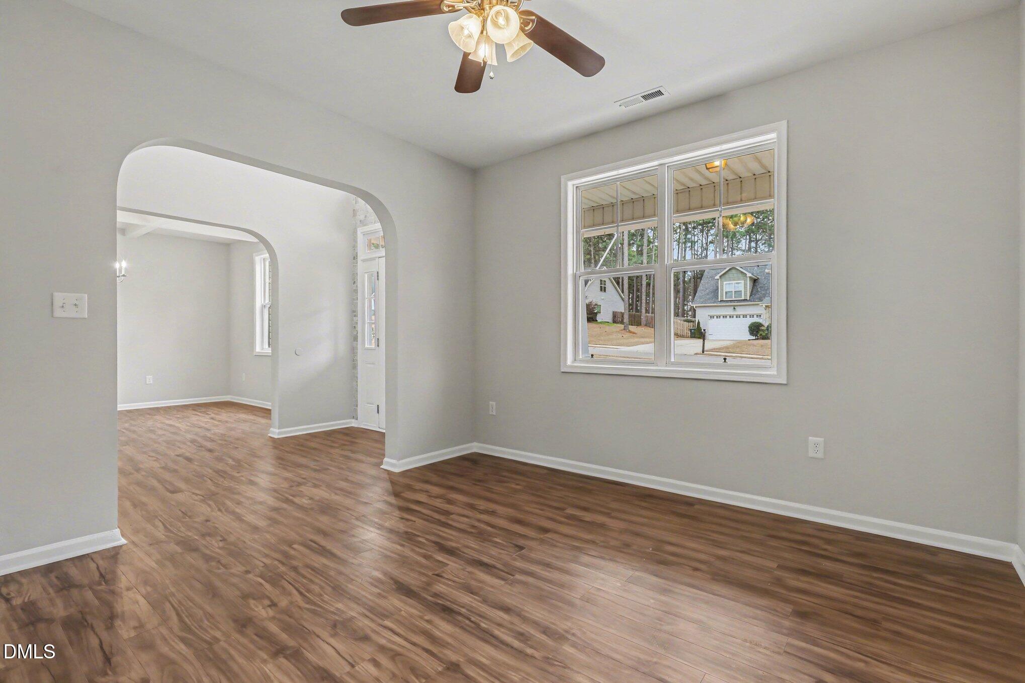 726 Sun Road Aberdeen, NC 28315 - Photo 6 of 40 006_file_6437