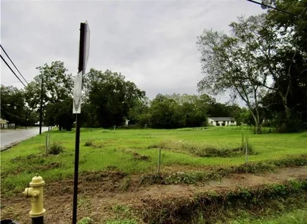 $7,500 | 914 South Main Street, Jennings, LA 70546