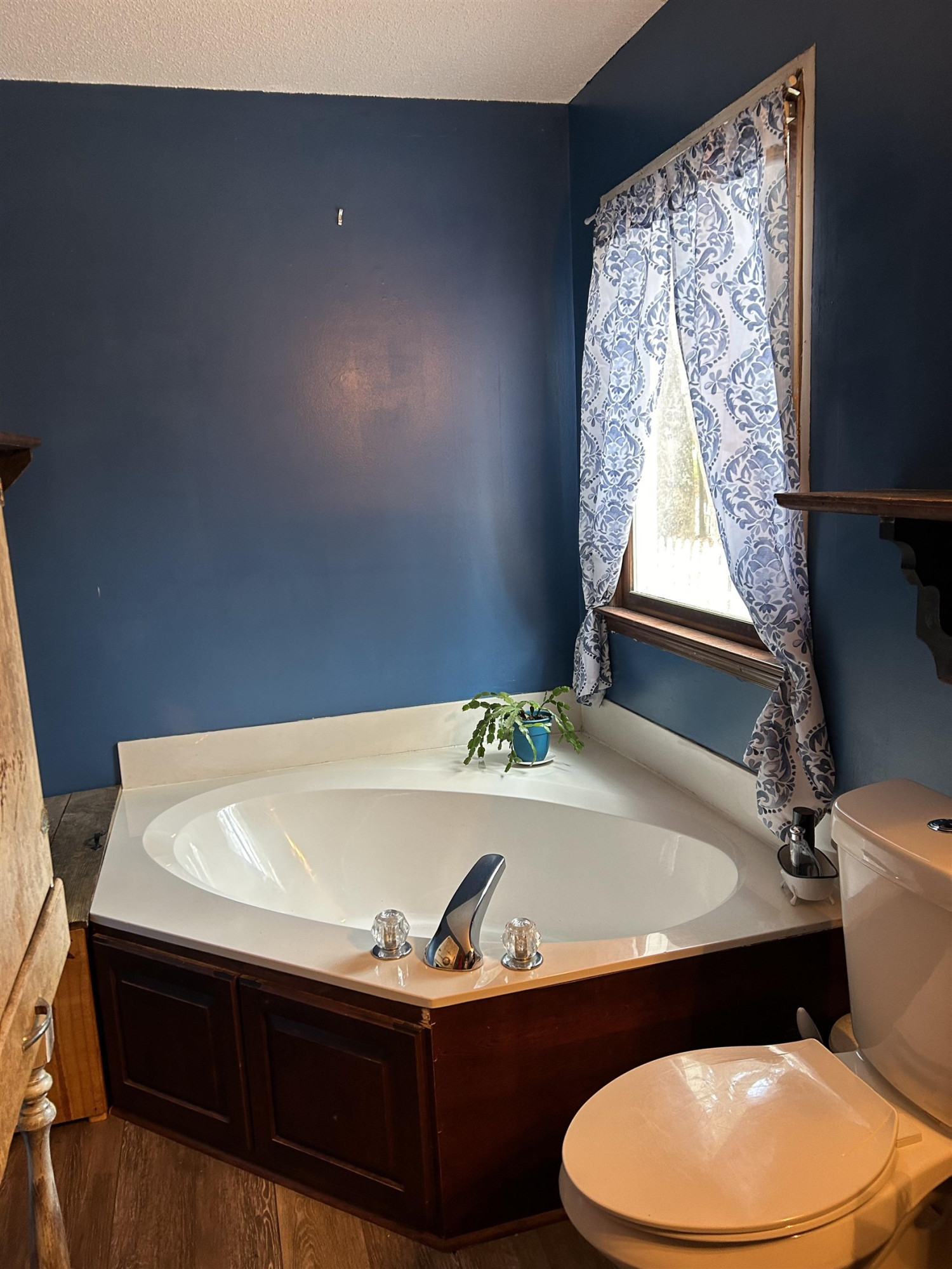 91 Violet Lane Coats, NC 27521 - Photo 13 of 19 a bathroom with a sink and a toilet