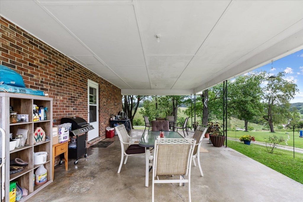 790 North Main Street Rural Retreat, VA 24368 - Photo 26 of 38 Gallery Image 26