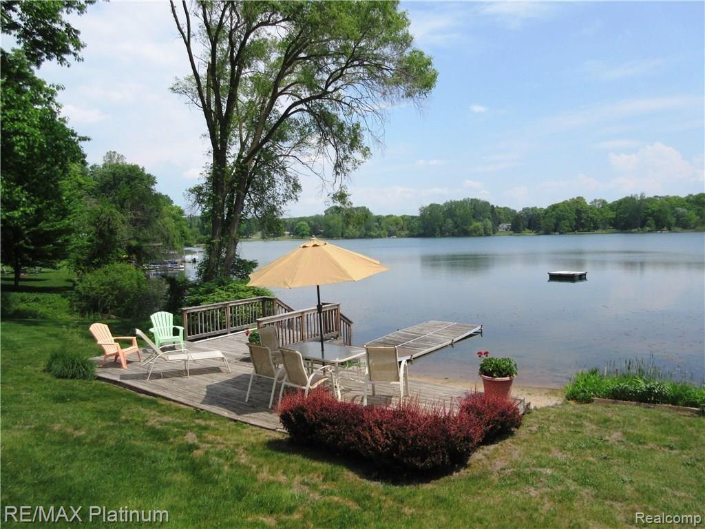10361 Marshall Road South Lyon, MI 48178 - Photo 45 of 53 IMG_0715.JPG