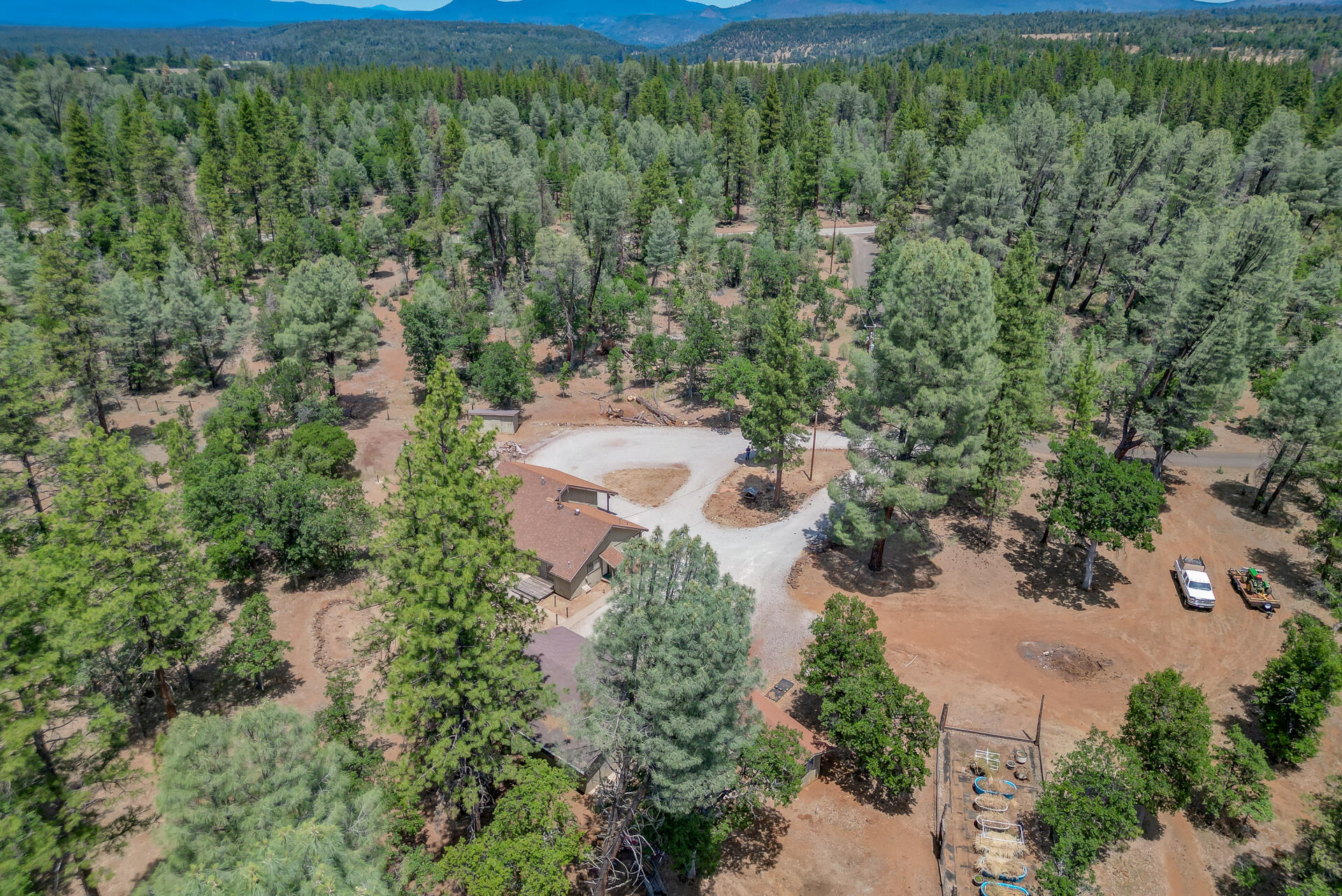 21652 Rattlebush Drive Cassel, CA 96016 - Photo 5 of 46 21652RattlebushRoad-59