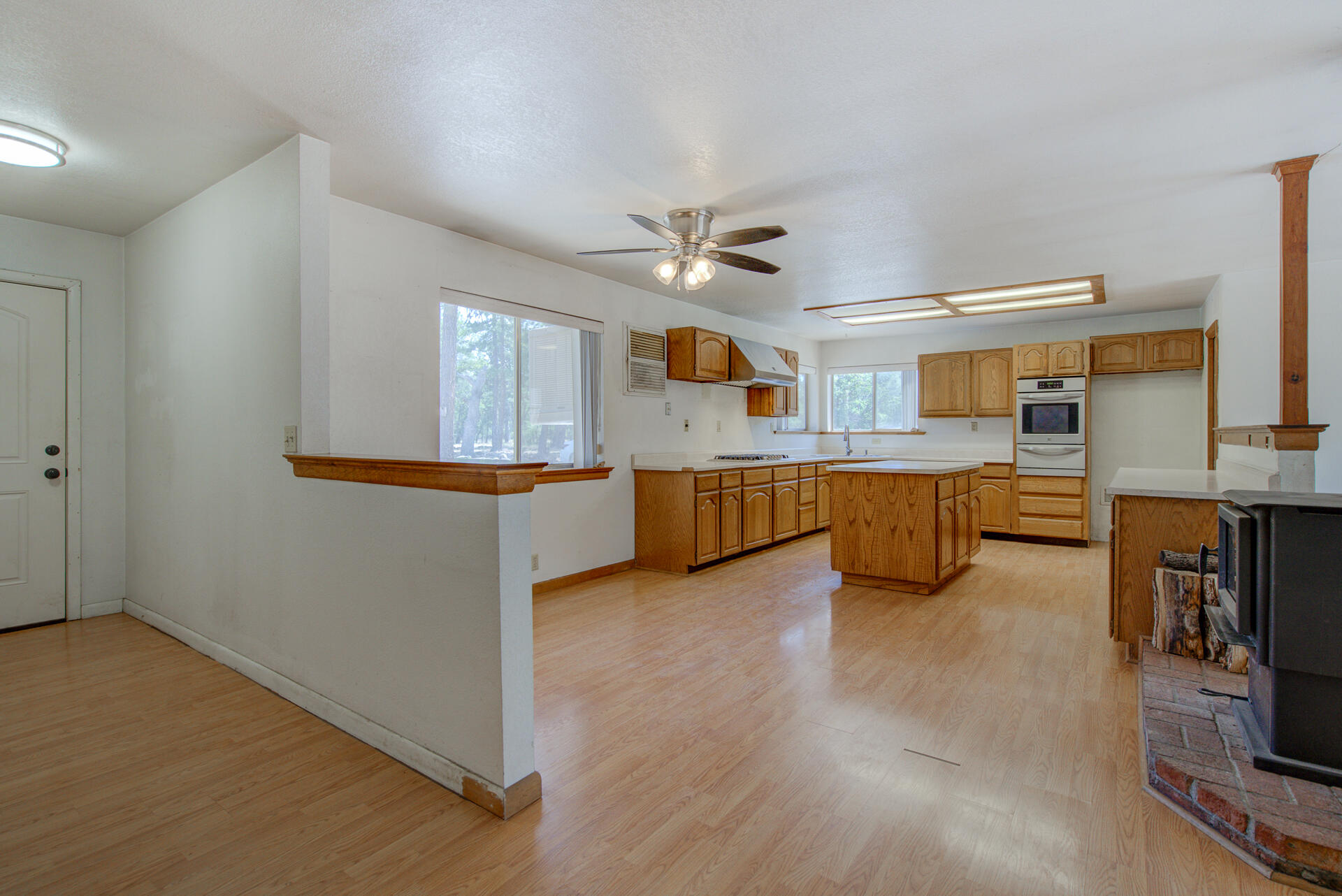 21652 Rattlebush Drive Cassel, CA 96016 - Photo 8 of 46 21652RattlebushRoad-2